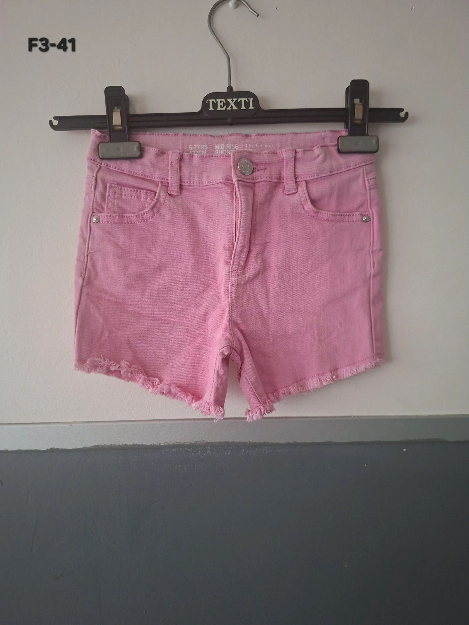 🌷F3-41🌷Short en jean fille rose – Taille 122 cm (6-7 ans) | Tendance & plein de douceur🌷